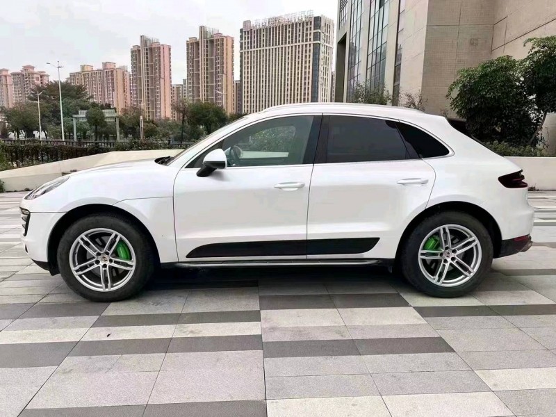 珠海14年保时捷Macan5