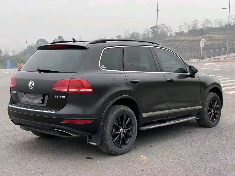 济南14年大众途锐2