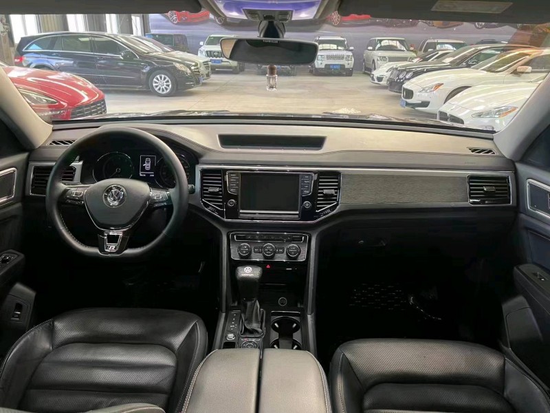 济宁17年大众途昂6