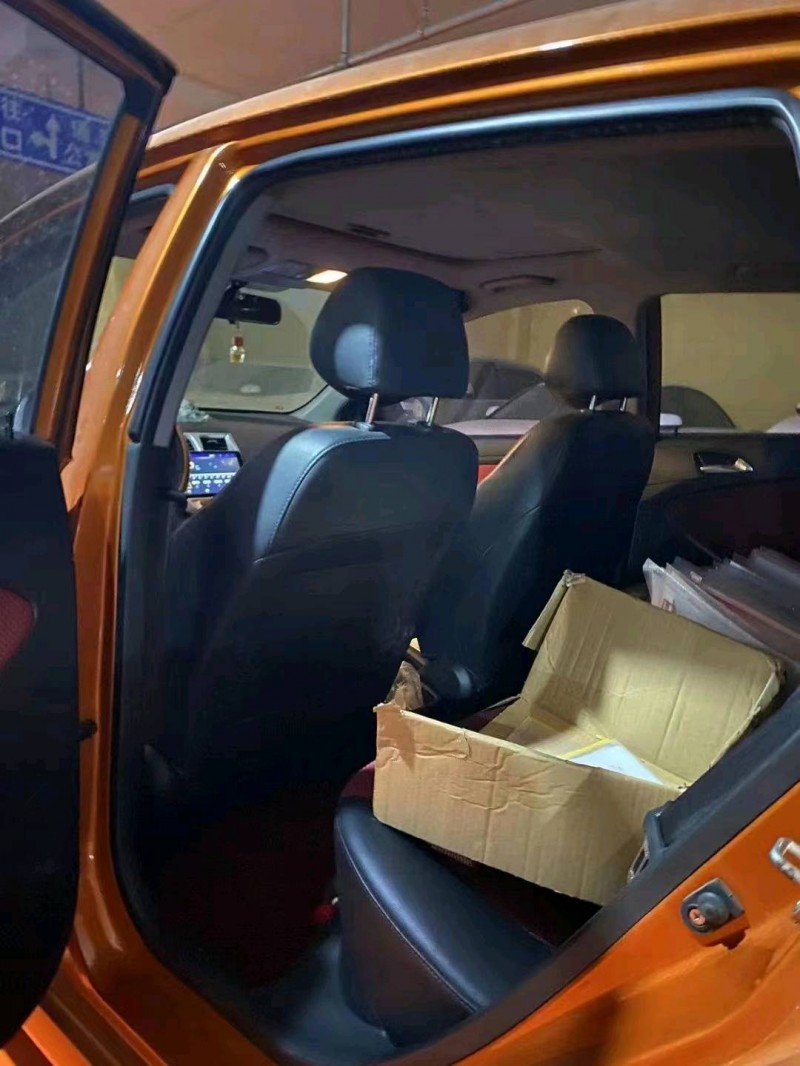 济南14年现代瑞奕5