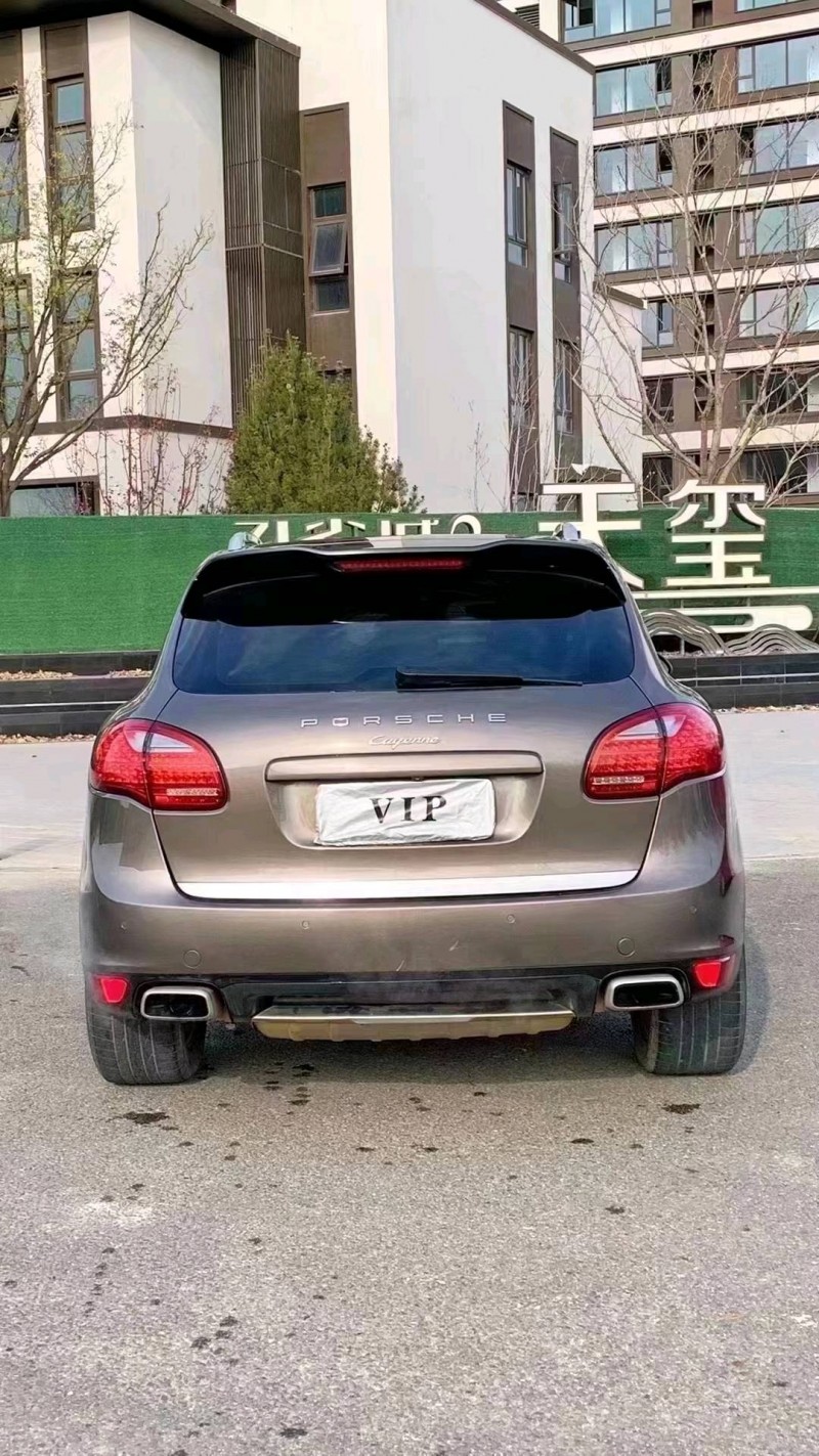 廊坊12年保时捷卡宴9