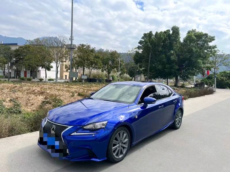 珠海16年雷克萨斯LS2