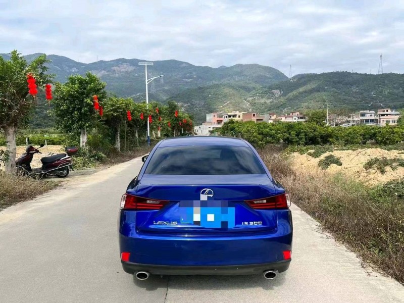 珠海16年雷克萨斯LS7