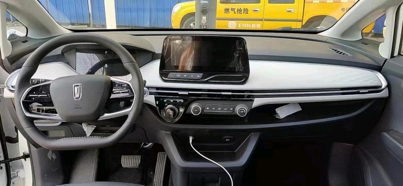 济南23年奔腾NAT2