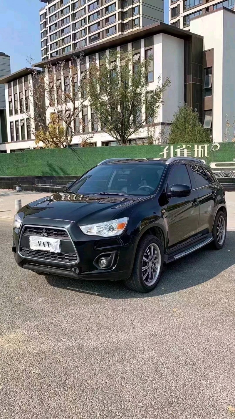 廊坊14年三菱劲炫2