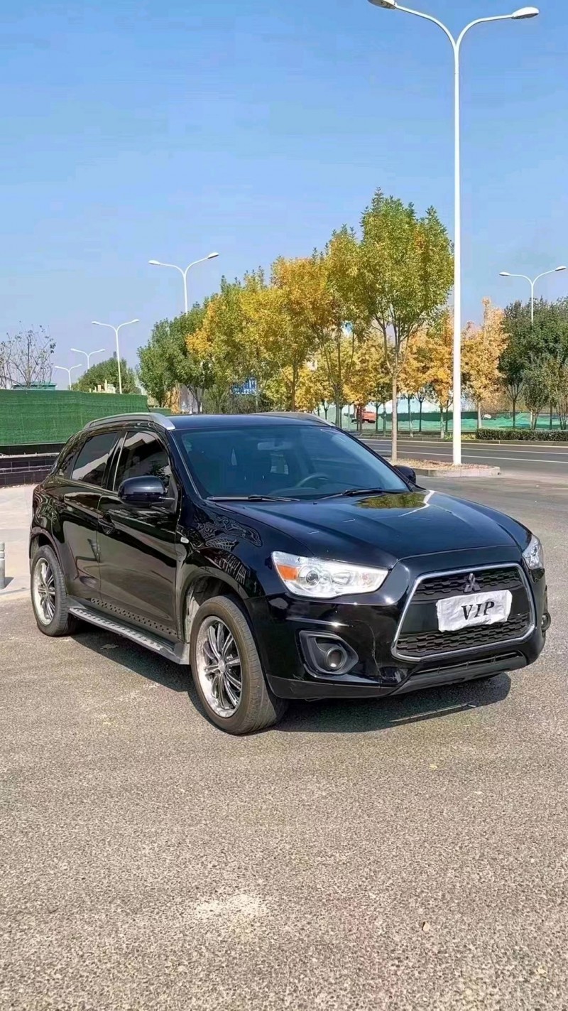 廊坊14年三菱劲炫3