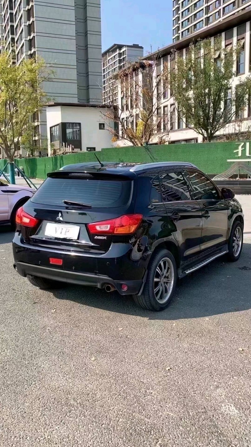 廊坊14年三菱劲炫4