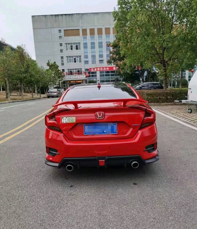 济南19年本田思域1