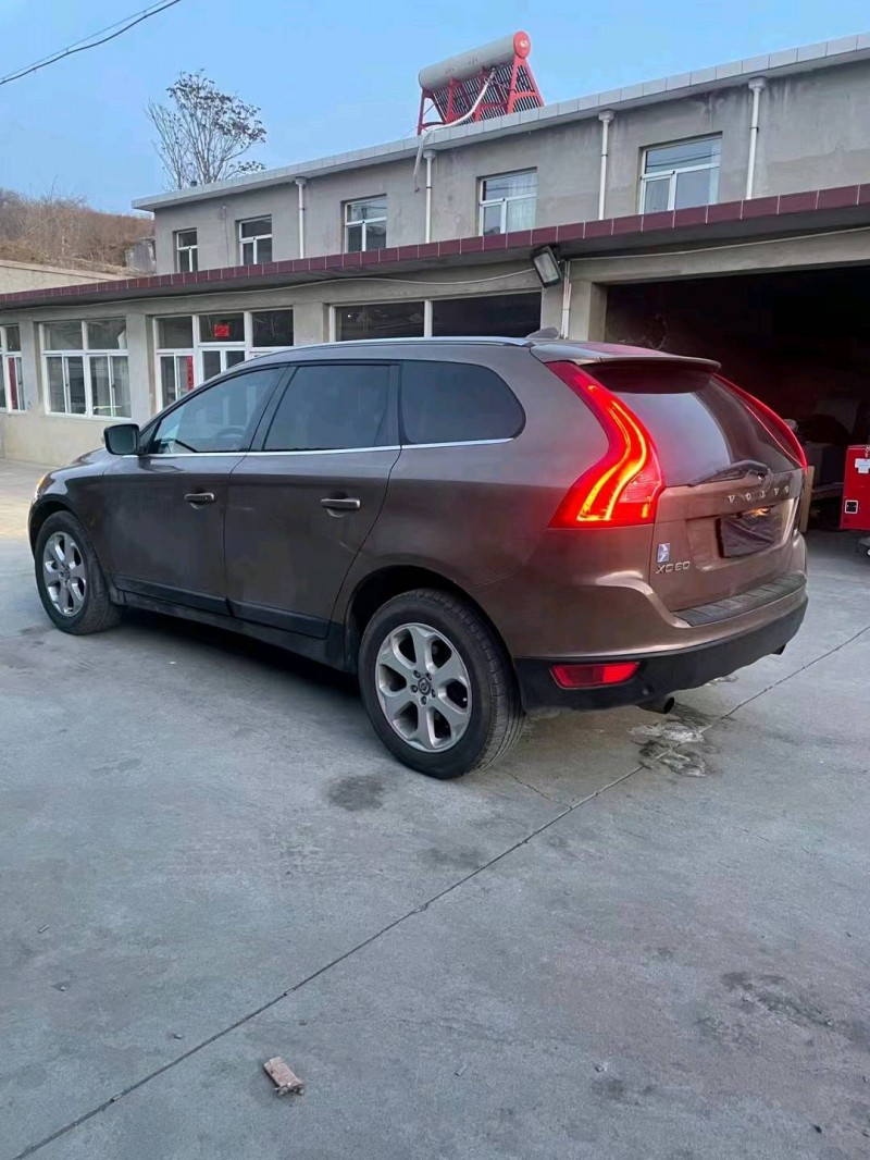 邯郸11年沃尔沃XC607