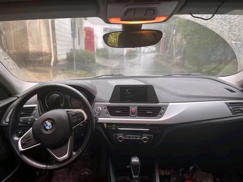 淮南18年宝马1系4