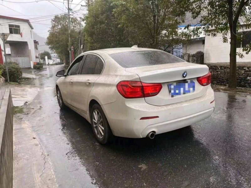 淮南18年宝马1系8