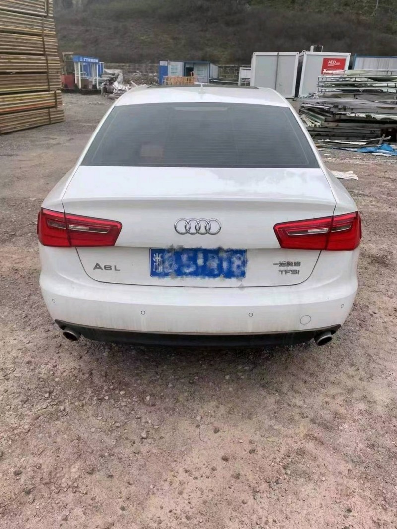 嘉兴15年奥迪A6L9