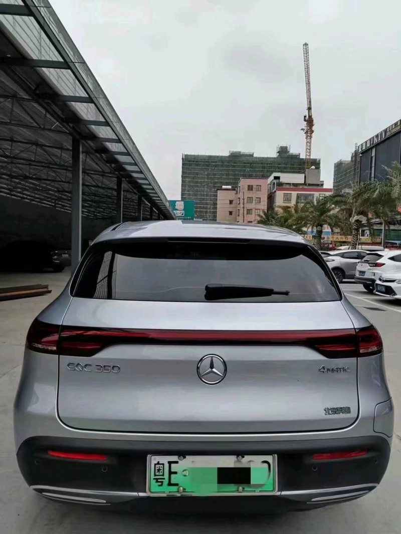 珠海22年奔驰EQC3