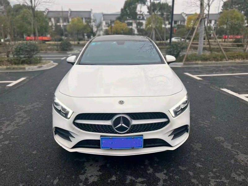嘉兴19年奔驰A1