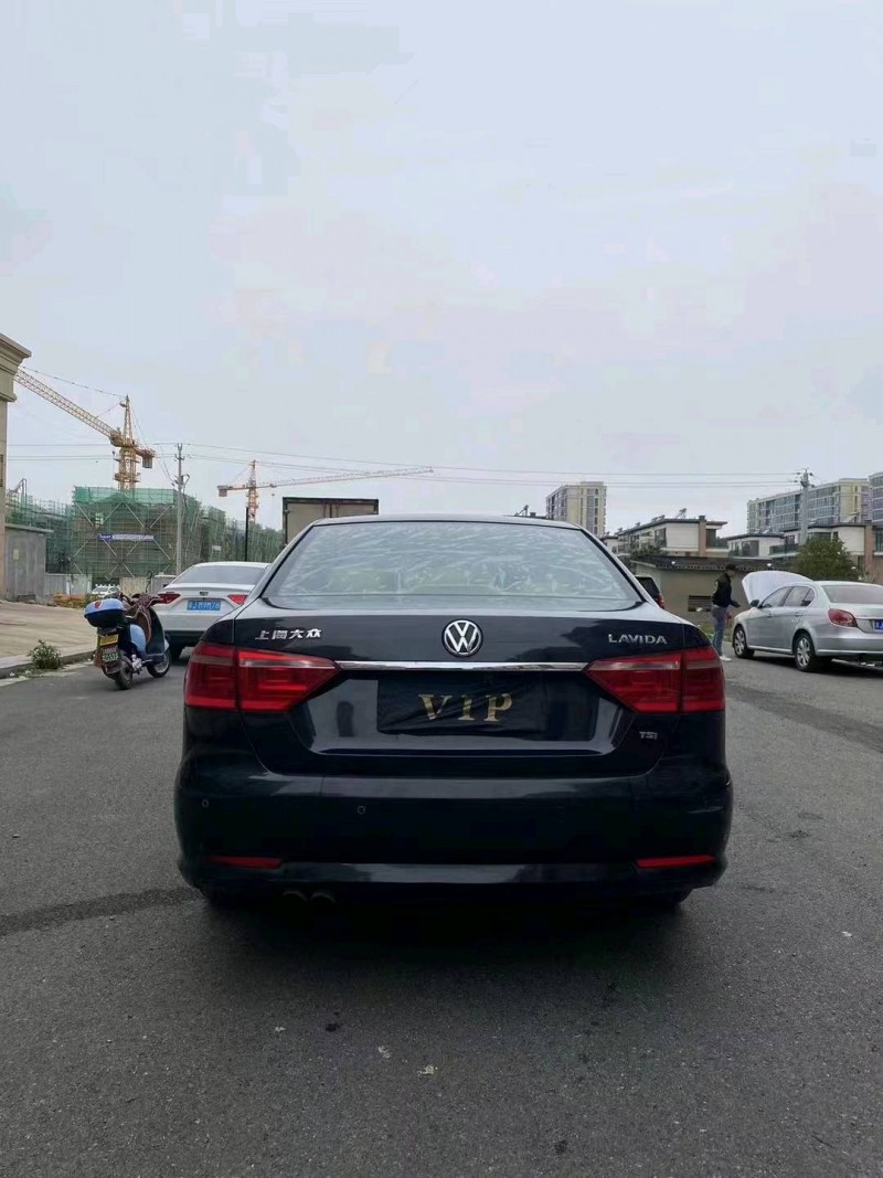 嘉兴13年大众朗逸6