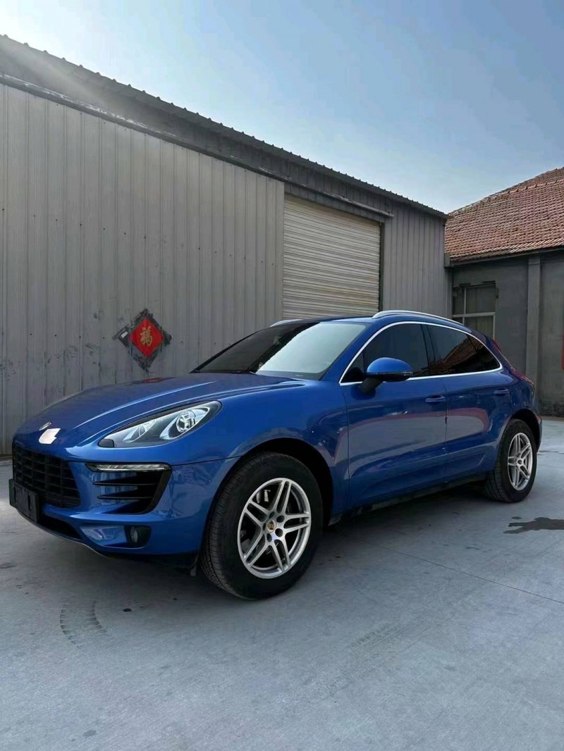 青岛16年保时捷Macan7