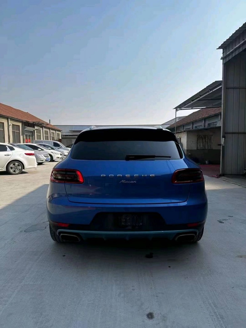 青岛16年保时捷Macan3