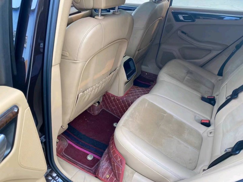 宜昌15年保时捷Macan1