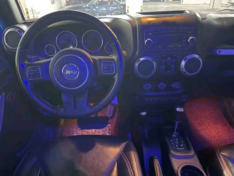 枣庄16年Jeep牧马人5