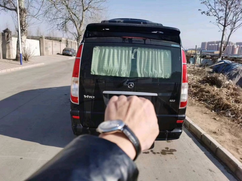 石家庄15年奔驰威霆7