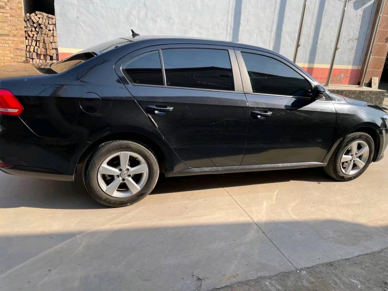 邯郸17年大众朗逸4