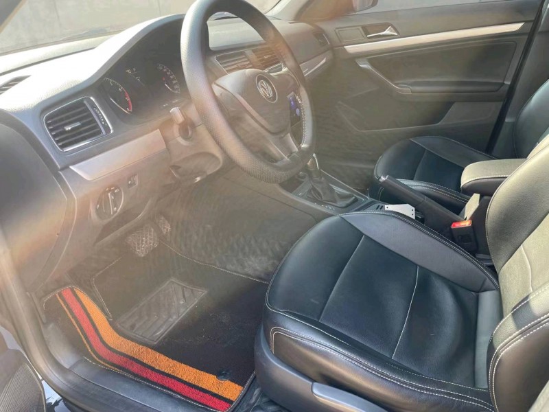 邯郸17年大众朗逸5