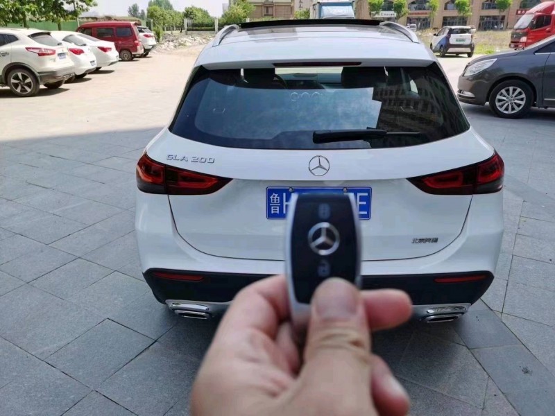 邢台22年奔驰GLA8