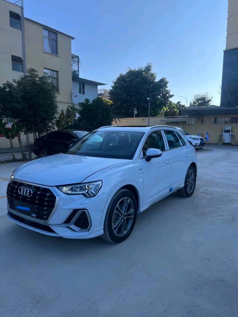 保山21年奥迪Q33