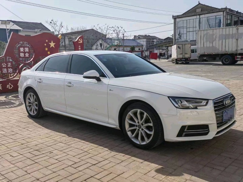 淮南17年奥迪A4L5