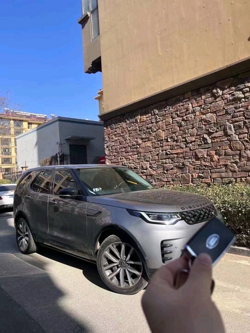 枣庄22年路虎发现5