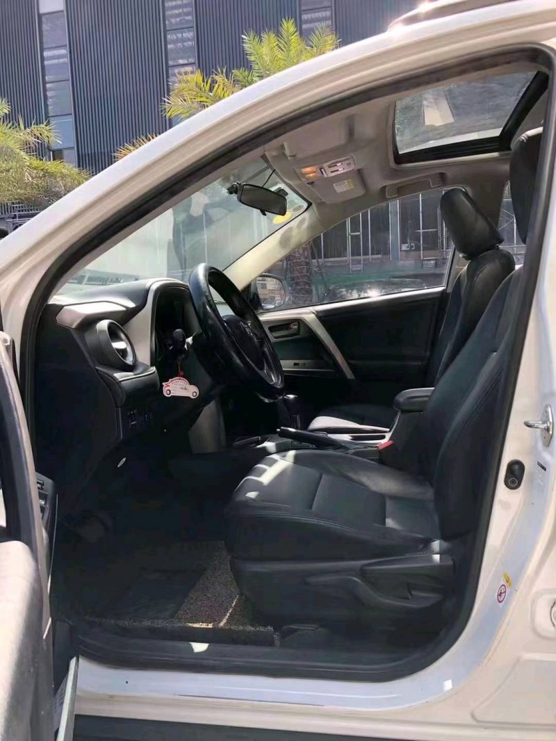 珠海17年丰田RAV4荣放6