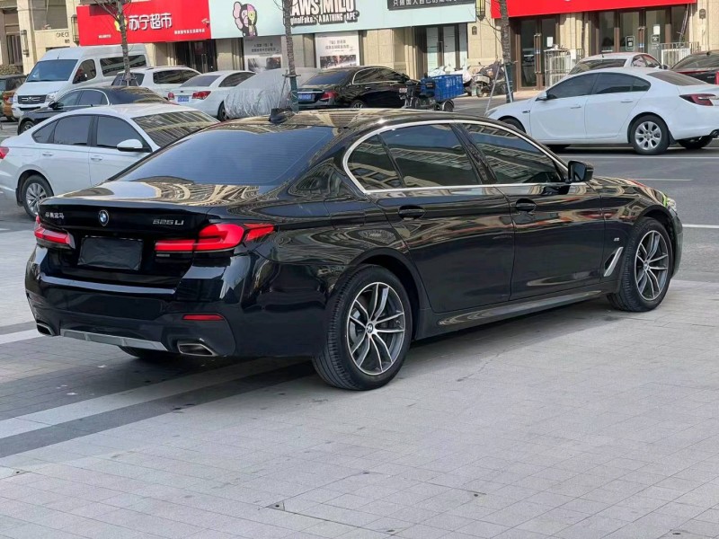 徐州21年宝马5系8