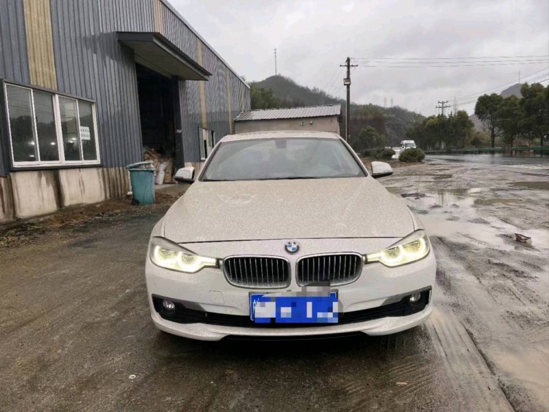 淮南18年宝马3系9