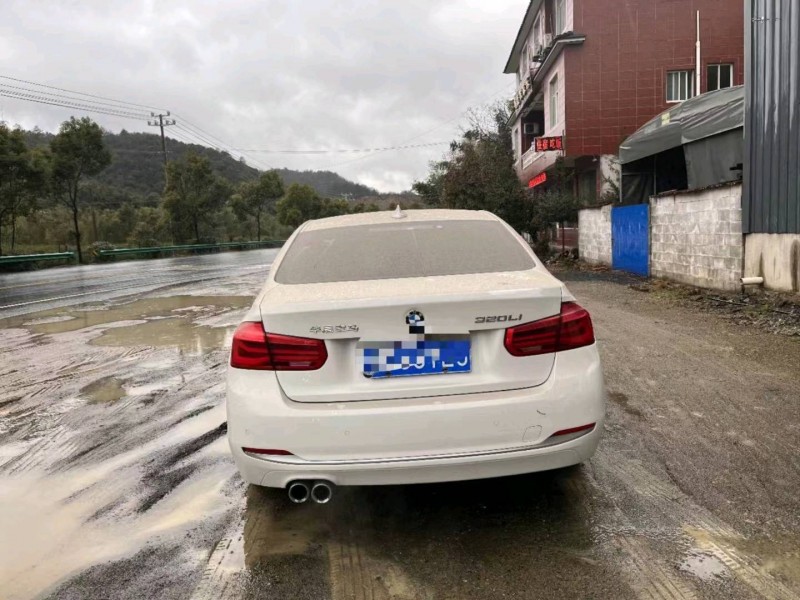 淮南18年宝马3系8