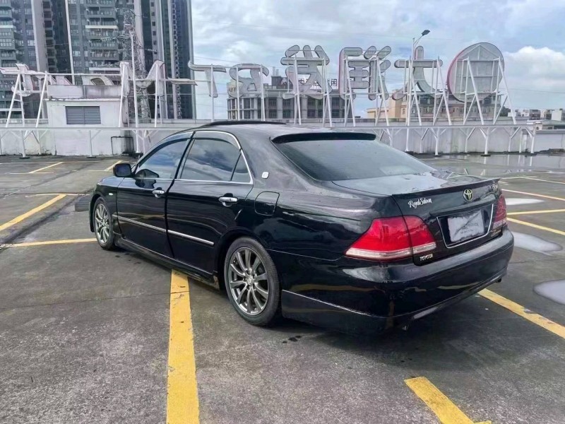 珠海08年丰田皇冠9