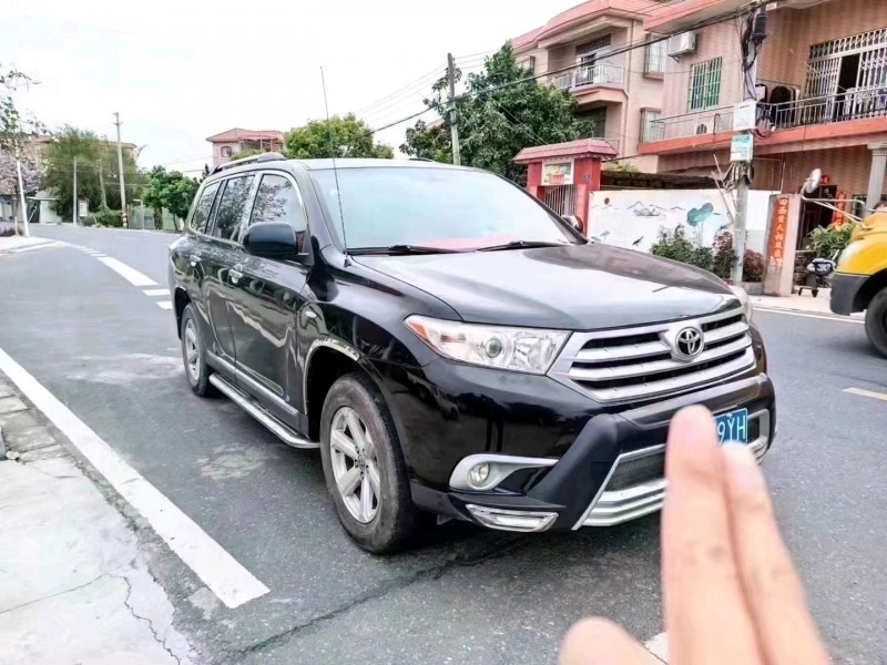 珠海12年丰田汉兰达3