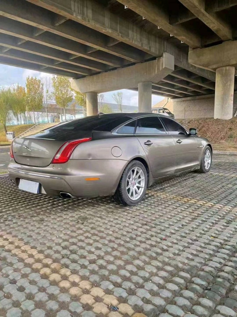 枣庄16年捷豹XJL4