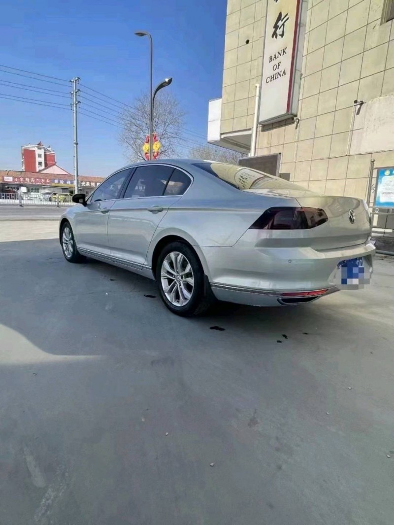枣庄18年大众迈腾4