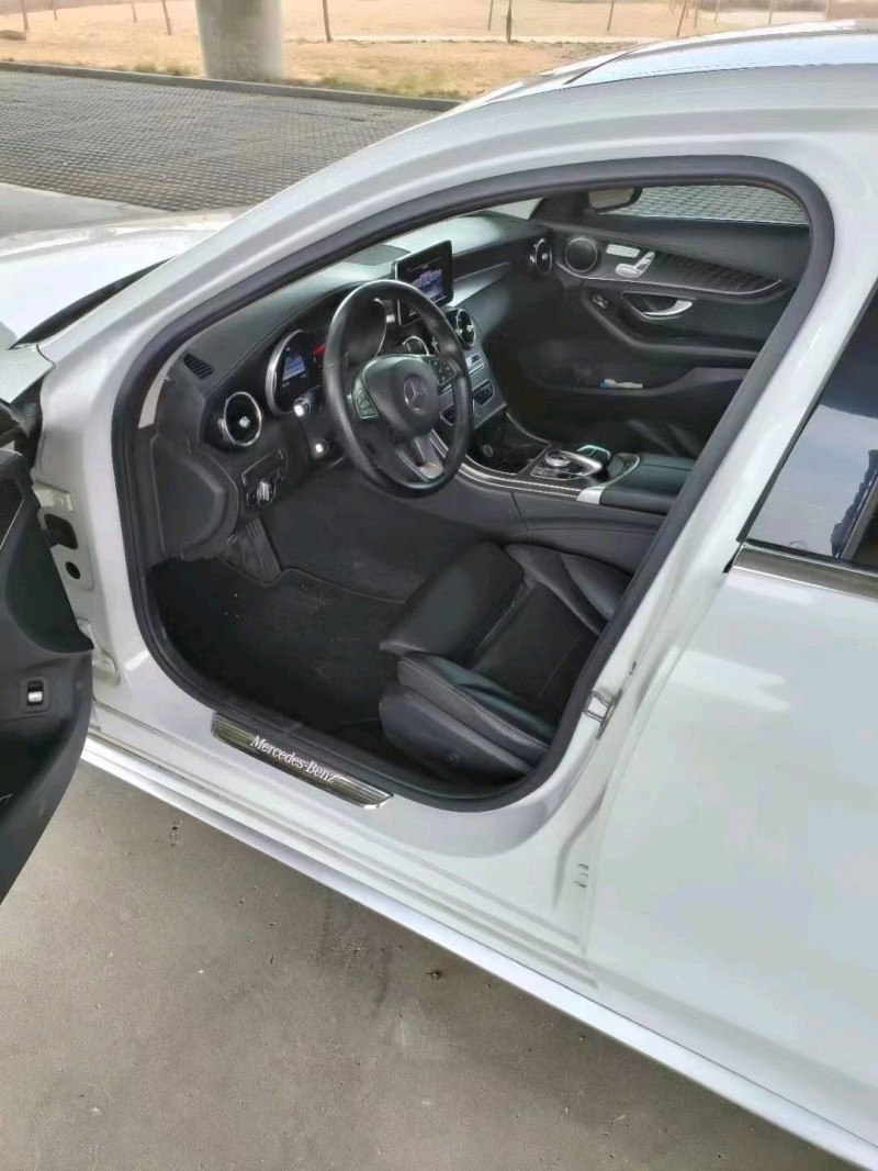 枣庄17年奔驰C9
