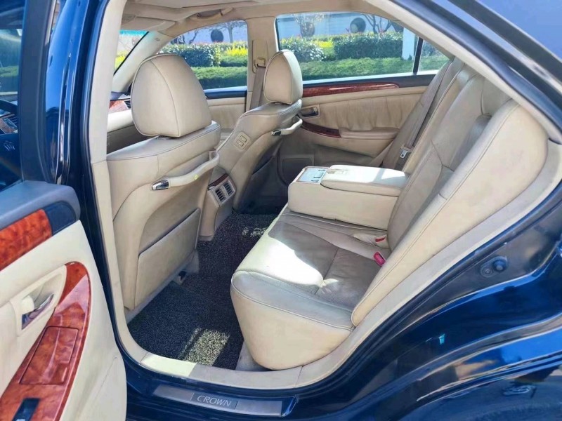 济南09年丰田皇冠6