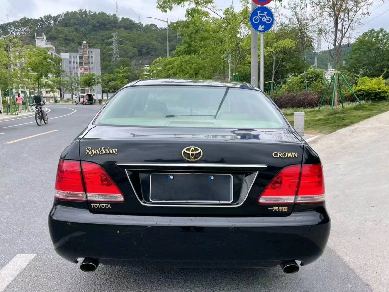 广州09年丰田皇冠9