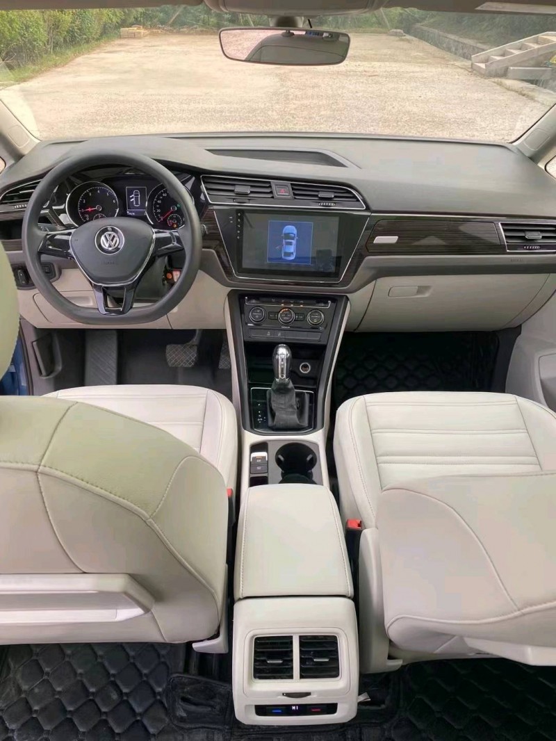 济南16年大众途安6