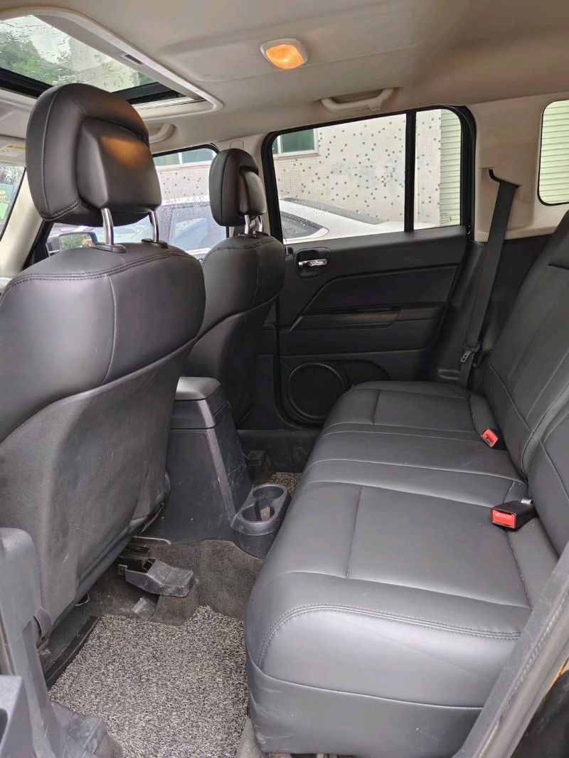 广州15年Jeep自由客6