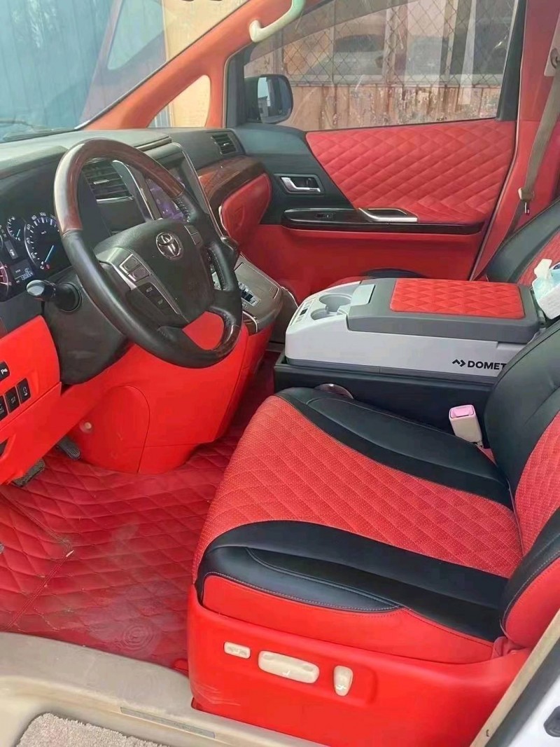 济宁14年丰田埃尔法5