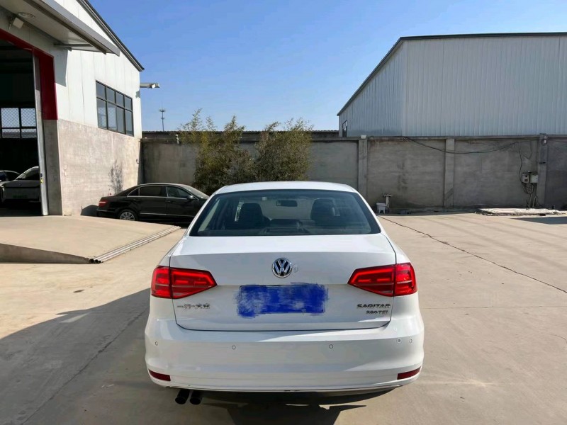 保定17年大众速腾9