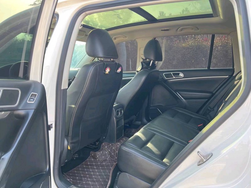 济南17年大众途观7