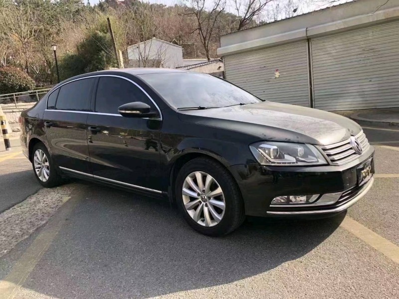 济南14年大众迈腾2