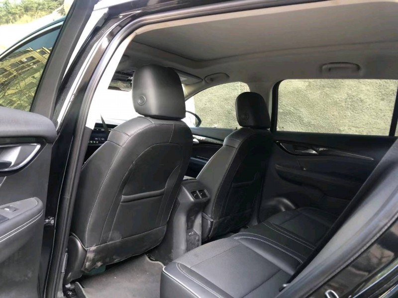 枣庄21年别克昂科威4