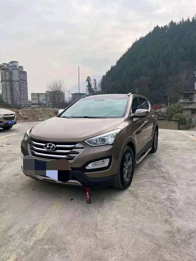 重庆13年现代新胜达3