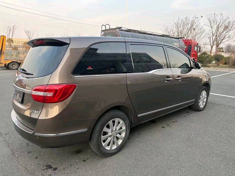 常州19年别克GL82